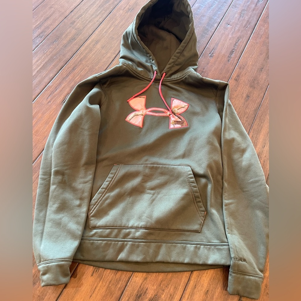 Under Armour Hoodie
